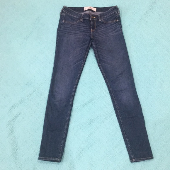 Low Rise Hollister Dark Wash Jeans - Picture 2 of 3